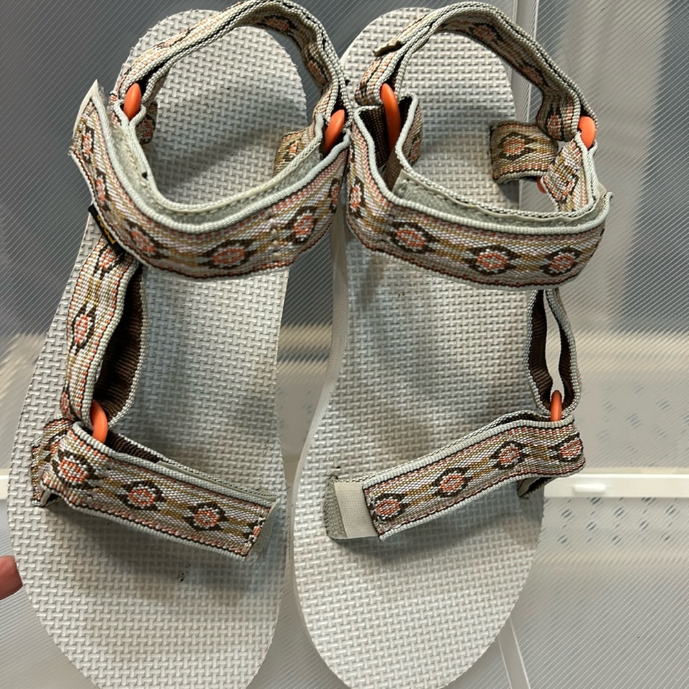 TEVA Velcro sandals